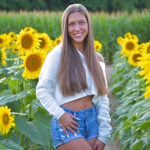 Meet your Posher, Alyssa